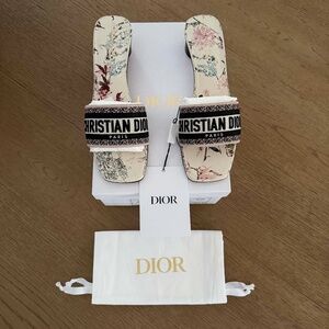 BNIB Dior DWay Heeled Slide, 41